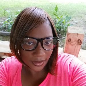 Meet your Posher, Lashundra